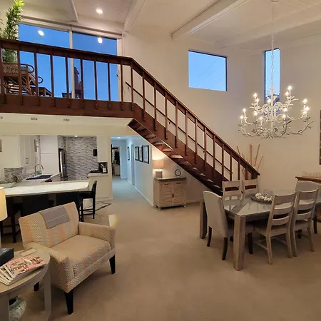 Luv Oceanside Views-1 House To Beach, Boardwalk And Waves-Spacious Rooftop Sun Deck-Plus King Beds Too!